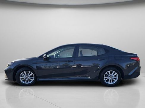 Used 2025 Toyota Camry LE w/ Convenience Package AWD/4WD image 19