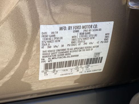 Used 2020 Lincoln Aviator Reserve w/ Equipment Group 202A AWD/4WD image 28