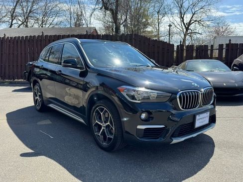 Used 2019 BMW X1 xDrive28i w/ Convenience Package image 3
