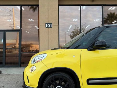 Used 2017 FIAT 500L Trekking w/ Urbana Appearance Package image 5