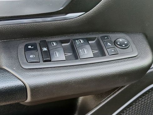 Used 2024 RAM 1500 Lone Star image 24