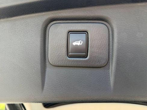 Used 2024 Nissan Murano SV AWD/4WD image 24