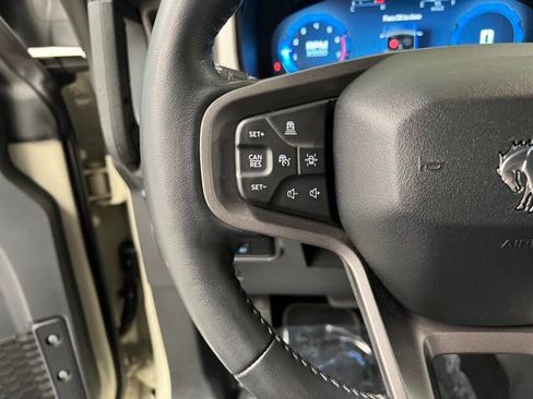 Used 2025 Ford Bronco Outer Banks image 29