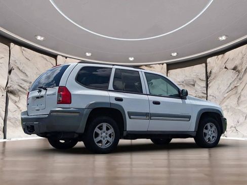 Used 2005 Isuzu Ascender S RWD image 12