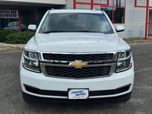 Used 2017 Chevrolet Suburban LT AWD/4WD image 8