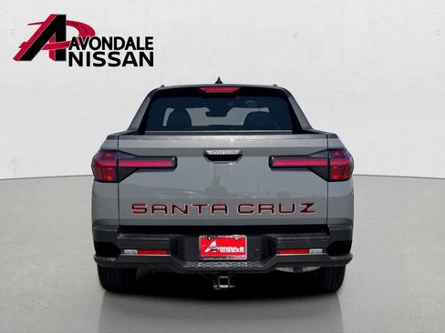 Used 2025 Hyundai Santa Cruz SEL FWD image 5
