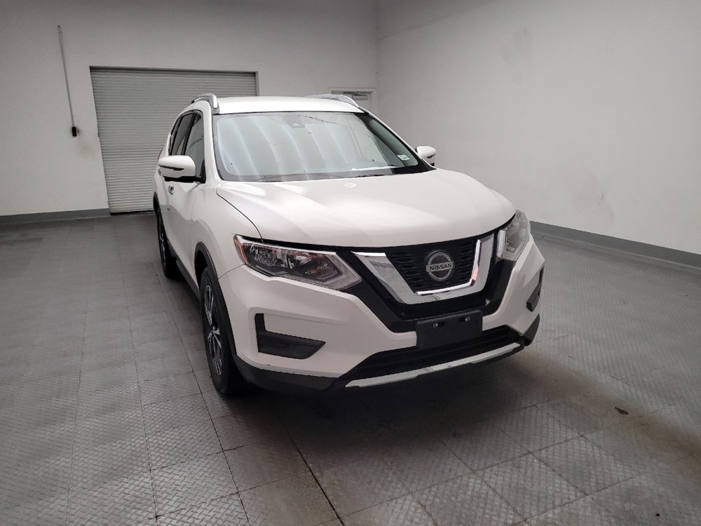 Used 2020 Nissan Rogue SV w/ Premium Package FWD image 14