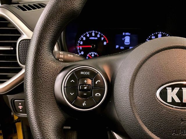 Used 2020 Kia Soul LX FWD image 18