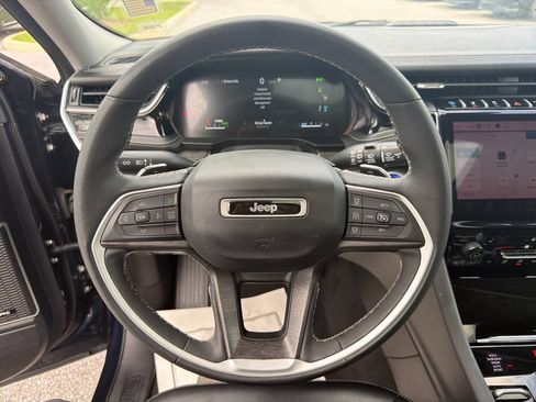 Used 2024 Jeep Grand Cherokee Limited 4xe AWD/4WD image 35
