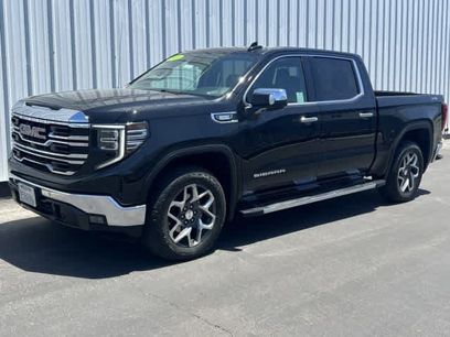 Used 2024 GMC Sierra 1500 SLT w/ SLT Premium Plus Package
