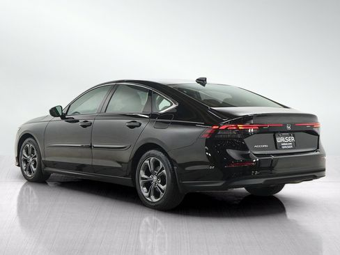 Used 2023 Honda Accord EX image 3