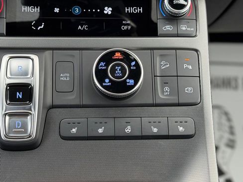 Used 2025 Hyundai Palisade Calligraphy image 25