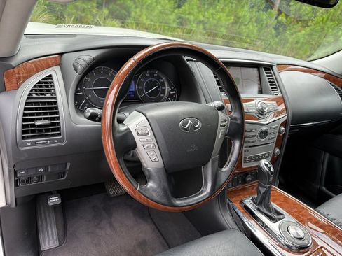 Used 2019 INFINITI QX80 Luxe w/ All-Season Package RWD image 8