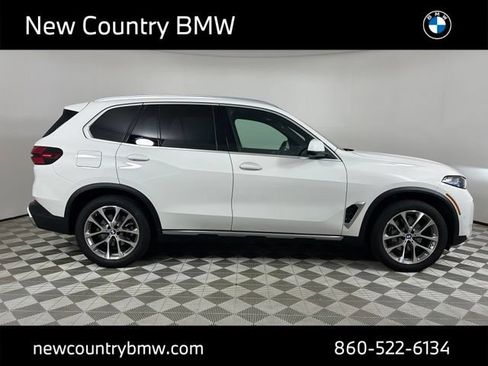 Used 2026 BMW X5 xDrive40i w/ Premium Package AWD/4WD image 8