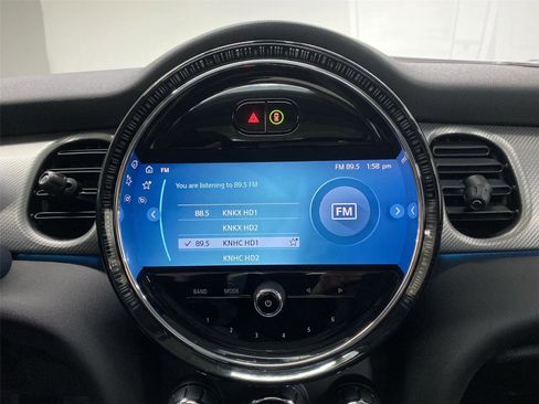 Certified 2022 MINI Cooper 4-Door Hardtop image 16