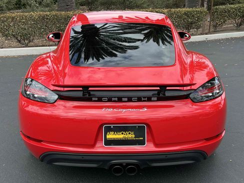 Used 2017 Porsche 718 Cayman S RWD image 14