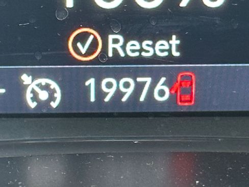 Used 2025 Chevrolet Blazer LT image 34