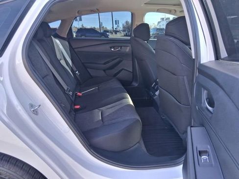 Used 2025 Honda Accord SE image 11