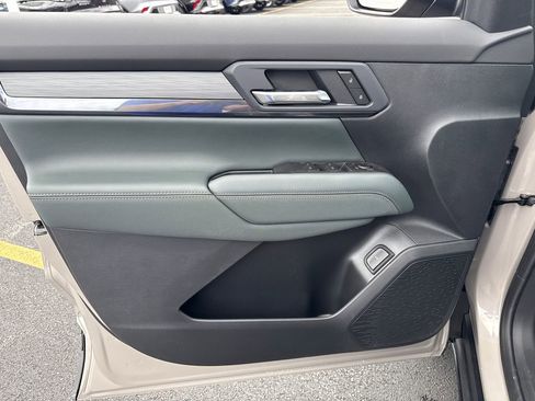 New 2026 GMC Terrain AT4 AWD/4WD image 15