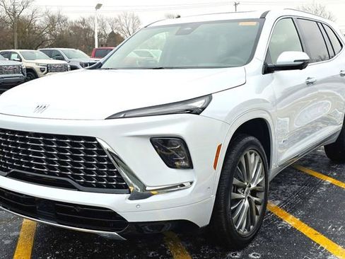 New 2026 Buick Enclave Avenir w/ Super Cruise Package image 4