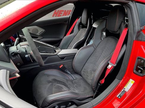Used 2020 Chevrolet Corvette Stingray Premium Cpe w/ 3LT Preferred Equipment Group RWD image 21