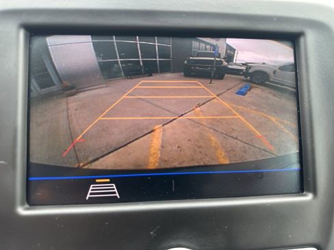 Used 2020 Chevrolet Equinox LT image 13