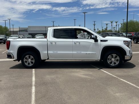 Certified 2025 GMC Sierra 1500 SLT AWD/4WD image 6