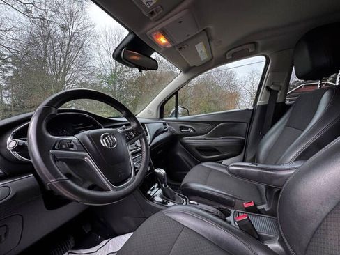Used 2018 Buick Encore Preferred image 12