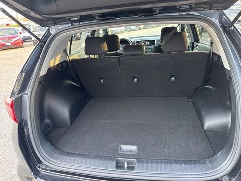 Used 2020 Kia Sportage LX image 14