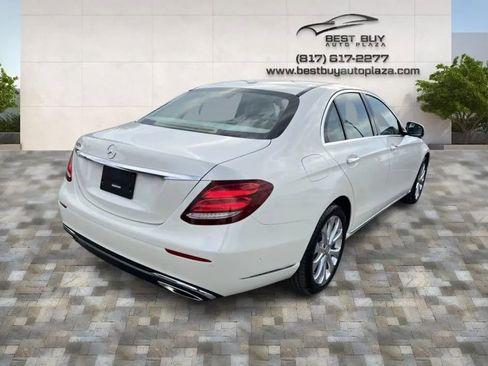 Used 2017 Mercedes-Benz E 300 image 6