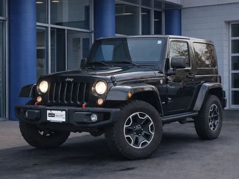 Used 2015 Jeep Wrangler Rubicon image 1