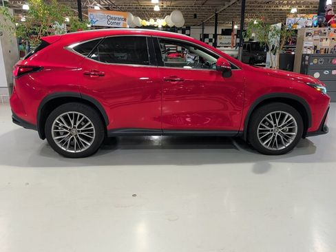 Used 2024 Lexus NX 350h AWD w/ Vision Package image 9