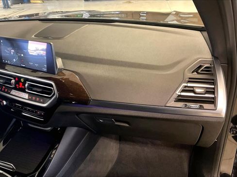 Certified 2024 BMW X3 sDrive30i image 17