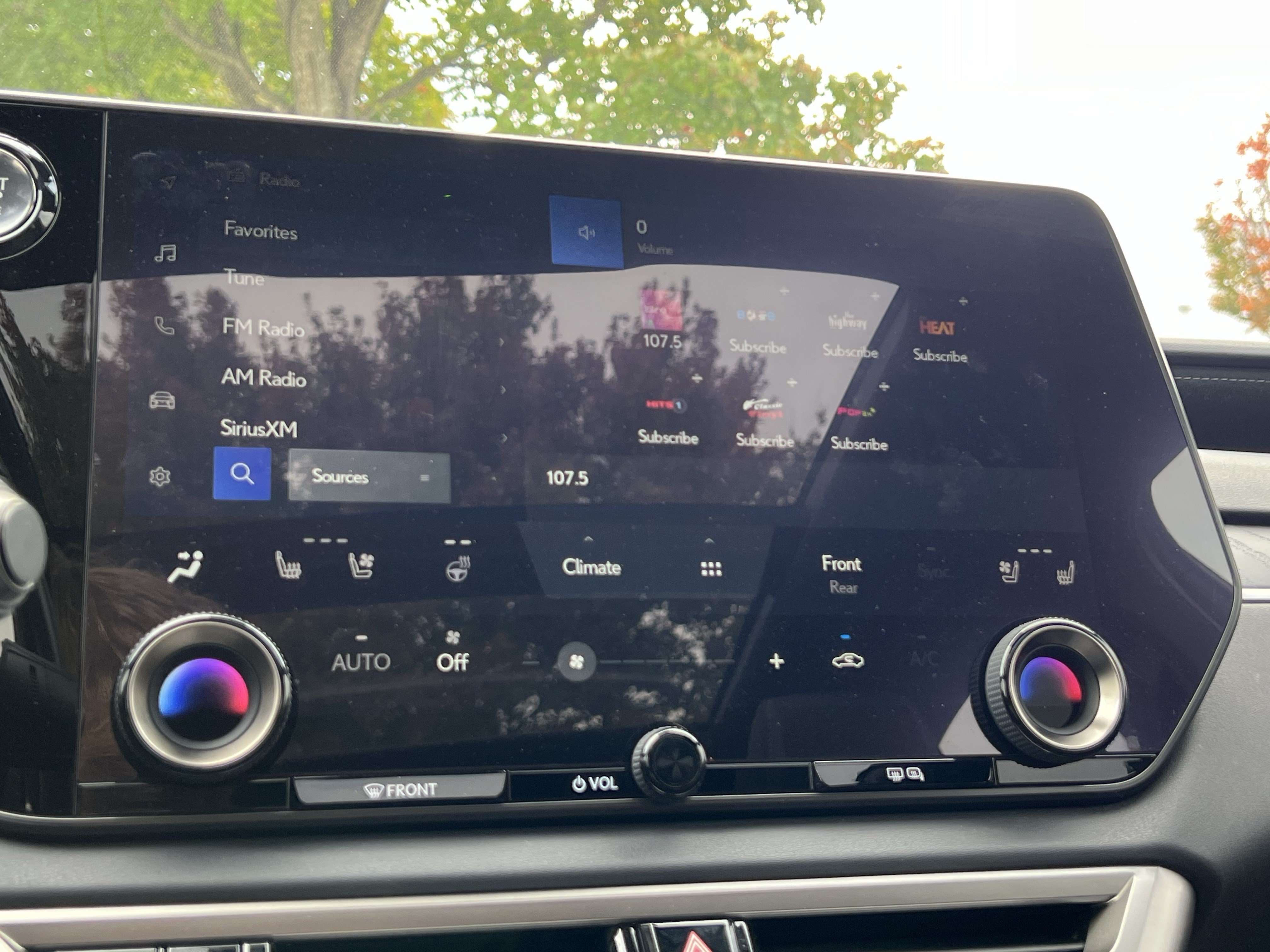 Used 2023 Lexus RX 350 FWD w/ Accessory Package image 24