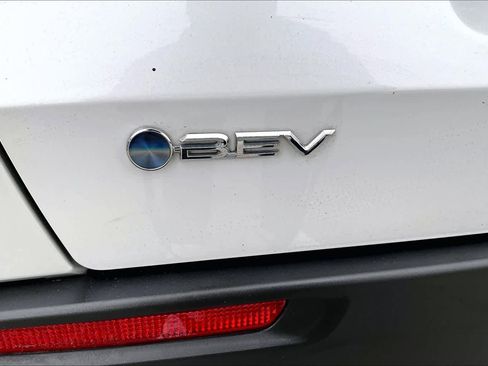 Used 2024 Toyota bZ4X XLE image 9