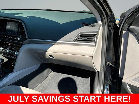 Used 2020 Hyundai Elantra Value Edition FWD image 25