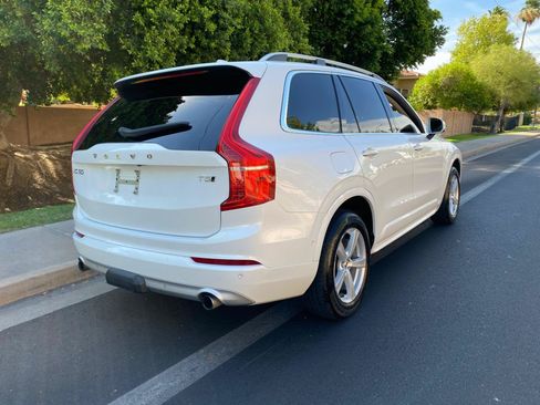 Used 2019 Volvo XC90 T5 Momentum AWD/4WD image 5