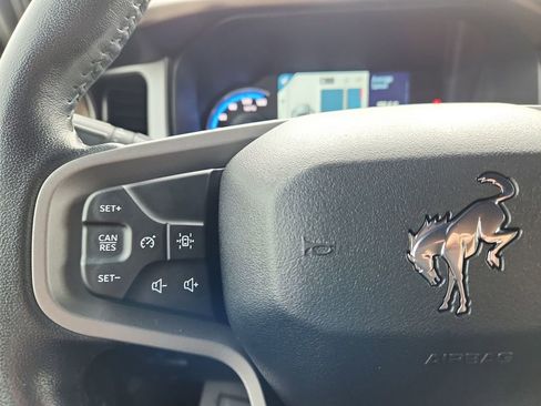 Used 2022 Ford Bronco Outer Banks image 19