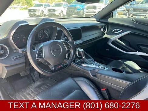Used 2016 Chevrolet Camaro SS RWD image 12