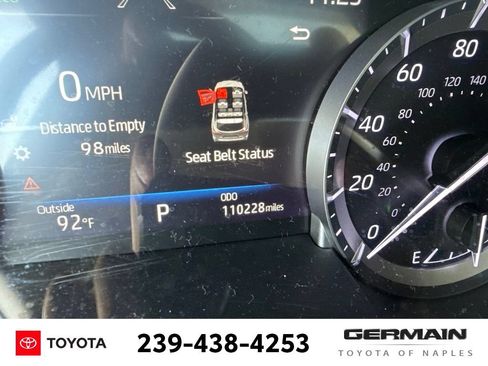 Used 2022 Toyota Highlander XLE FWD image 23