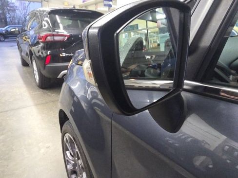 Used 2020 Ford EcoSport Titanium image 9