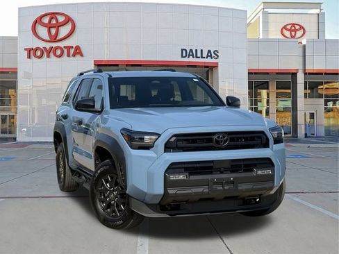 Used 2025 Toyota 4Runner SR5 AWD/4WD image 1