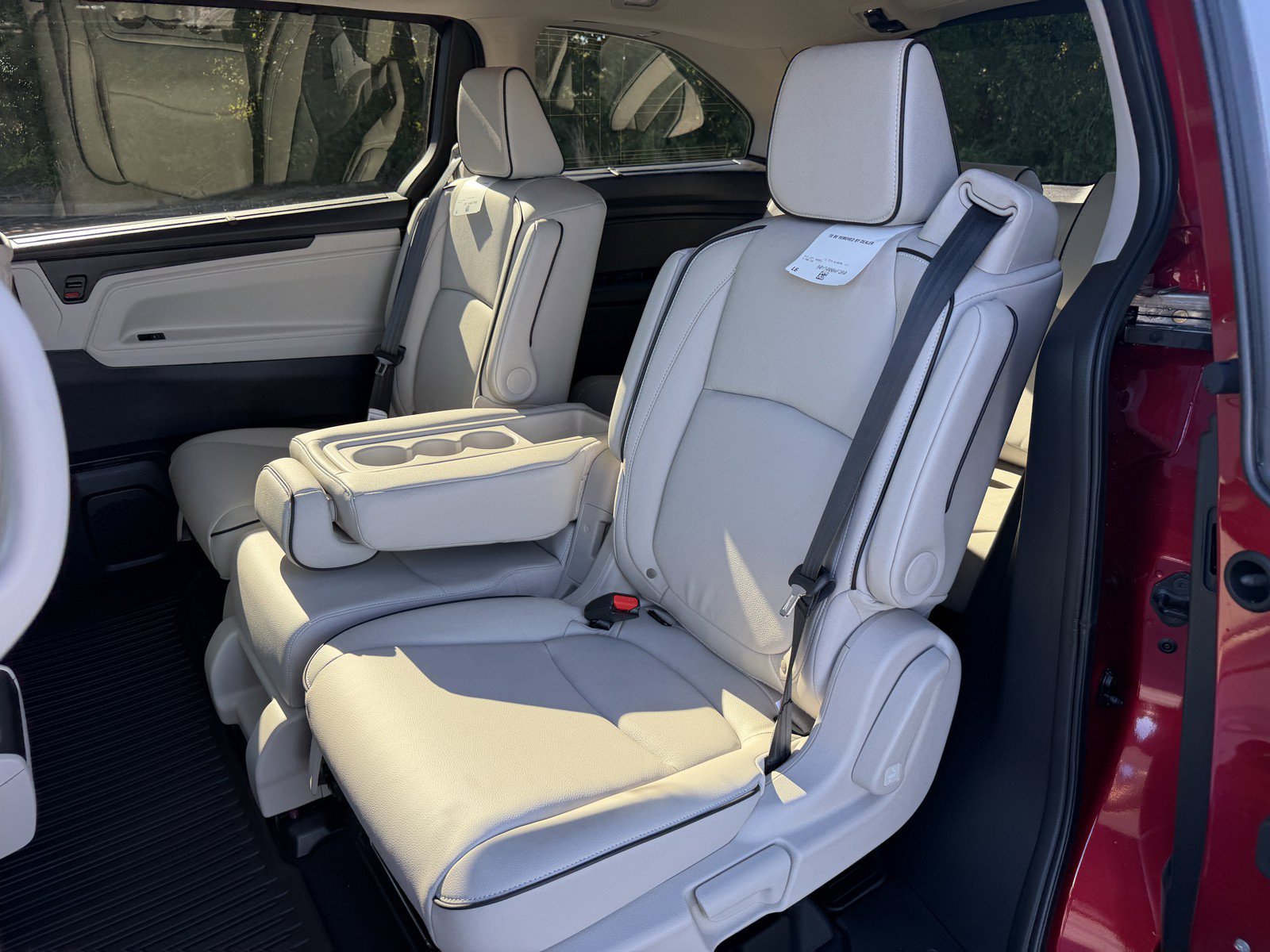 New 2027 Honda Odyssey Touring image 10