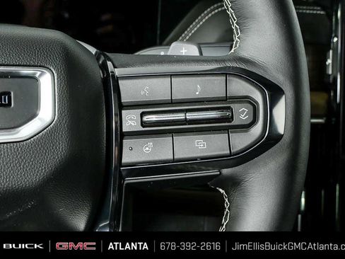 Certified 2026 GMC Yukon Denali Ultimate AWD/4WD image 12