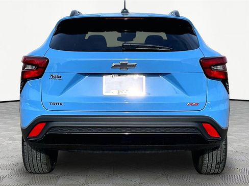 Used 2024 Chevrolet Trax RS w/ Driver Confidence Package image 4