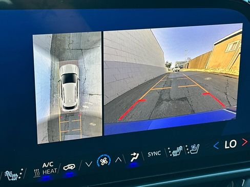 New 2025 Chevrolet Equinox EV RS image 20