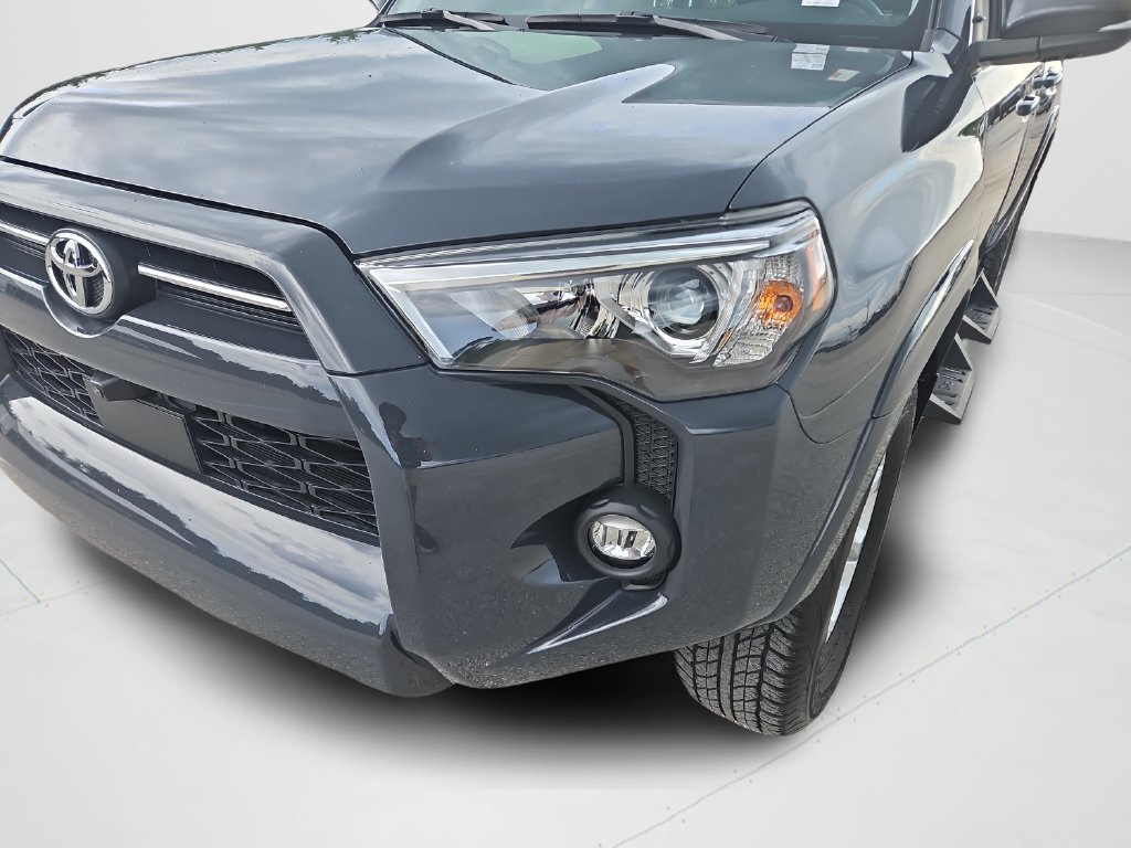 Certified 2024 Toyota 4Runner SR5 Premium w/ Moonroof Package AWD/4WD image 27