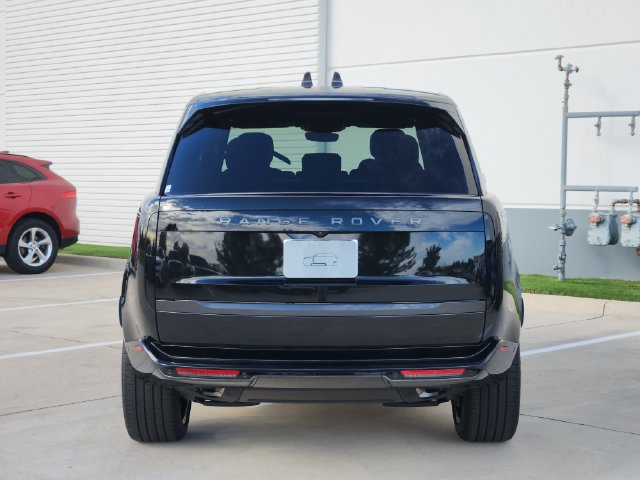 New 2027 Land Rover Range Rover Long Wheelbase SE AWD/4WD image 6