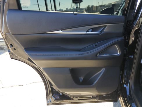 Used 2025 INFINITI QX60 Luxe image 11