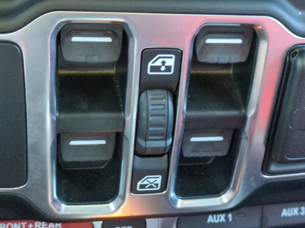 Used 2023 Jeep Wrangler Unlimited Rubicon 392 AWD/4WD image 27